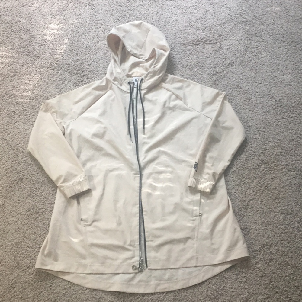 Nike cream water prof jacket